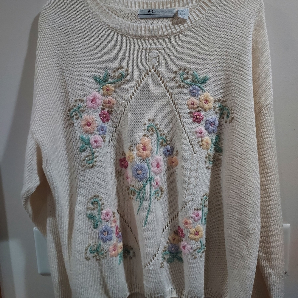 Floral Embroidered Cream Sweater